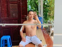 bigpenisasia's webcam live show
