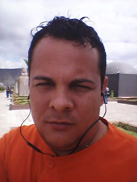 Electriboy90 offline XXX-chatje