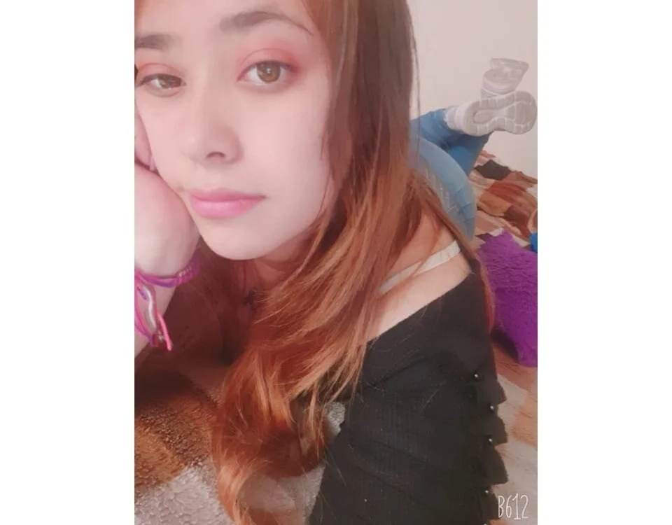 mariana123fredd's Offline Chat Room
