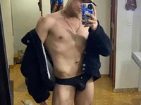 Mono19cm's webcam live show