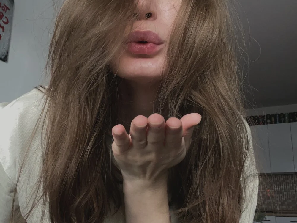 yours_ann Offline XXX Chat