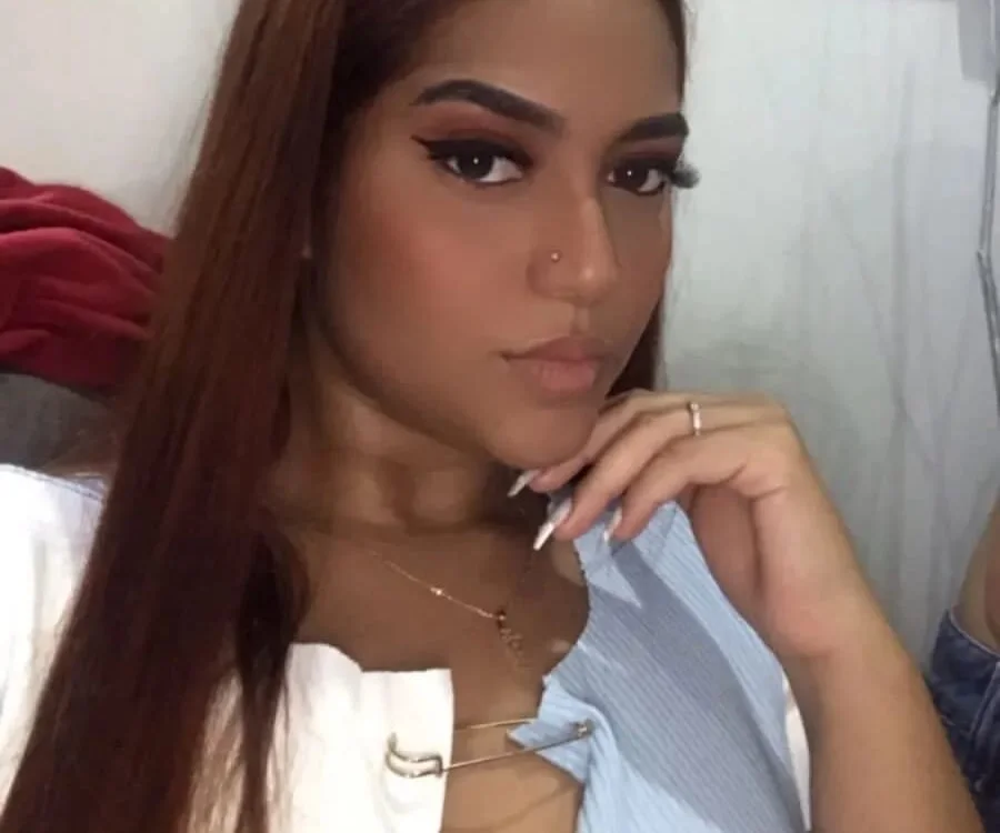 _Princess_Hot18's Offline XXX Chat