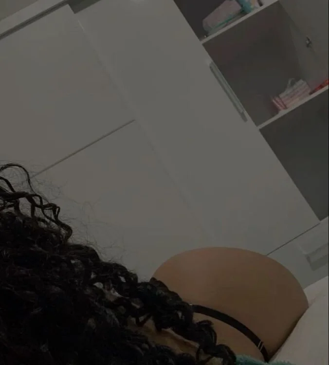 Aleni16's Offline Chat Room