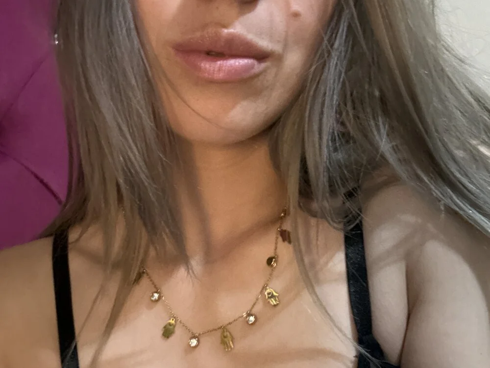 MOLLY4444 Chat XXX offline