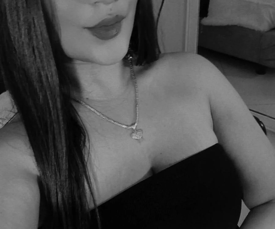 Jolie_price's Offline XXX Chat