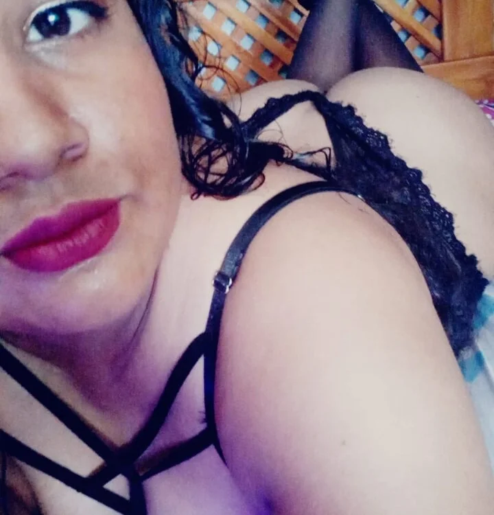 Danii_dolce offline chatrum