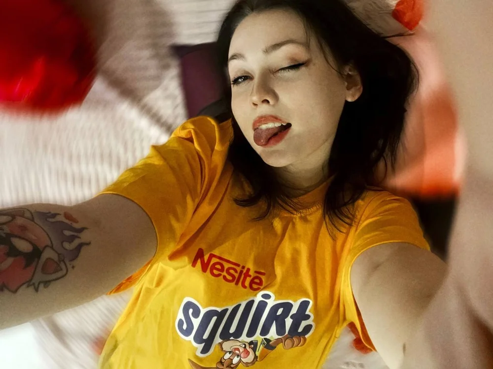 AlikaLevis Offline XXX Chat