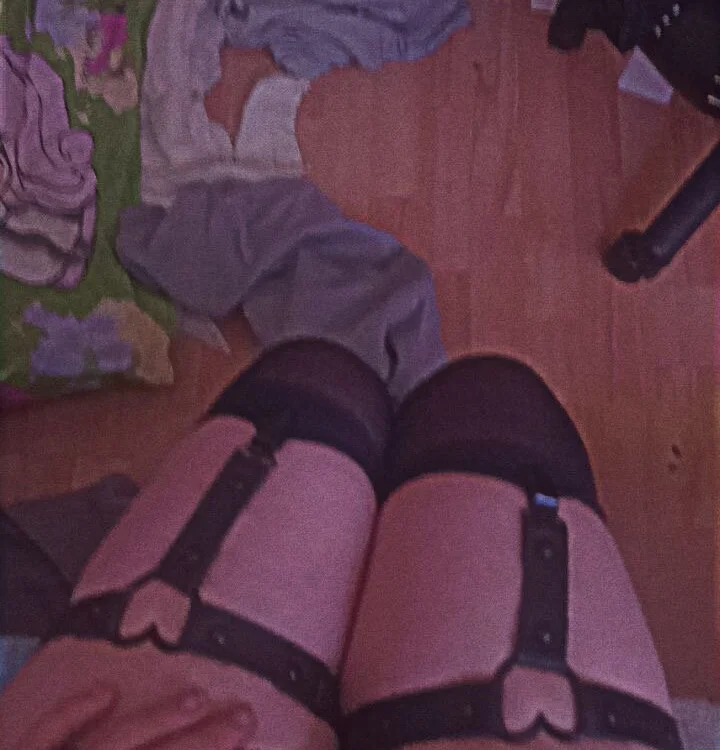 Maxime_Sexy24 Offline XXX-Chat