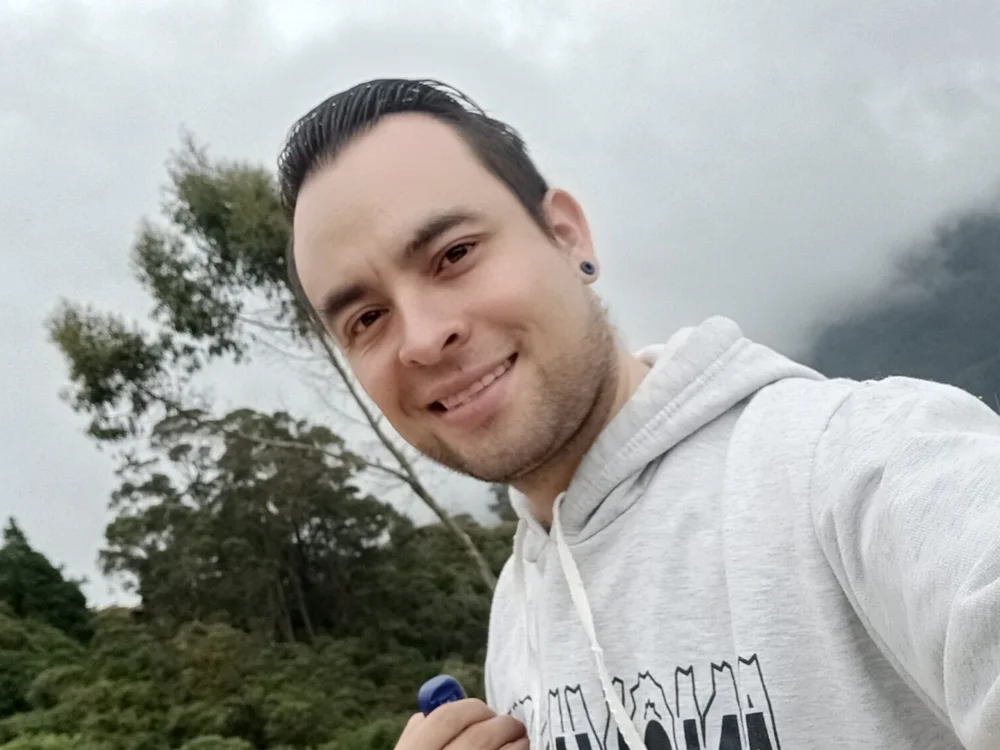 Stoner_leo offline chatrum