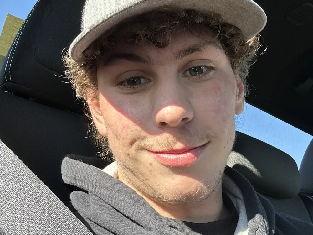 Joeymaxwell1's Offline XXX Chat