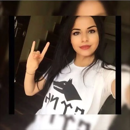alfabozkurt Adlı Modelin Çevrimdışı XXX Sohbeti
