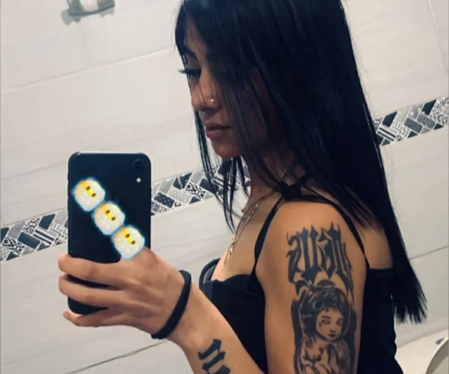 scarloet_mistress_bdsm offline XXX-chat