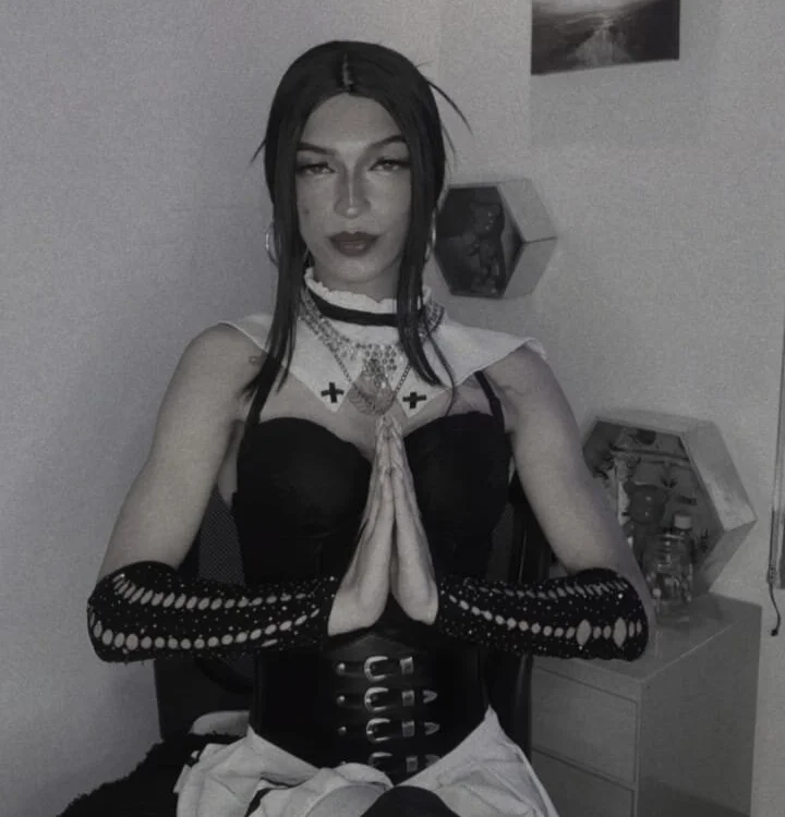 MEGHAN-QUEEN's Offline XXX Chat