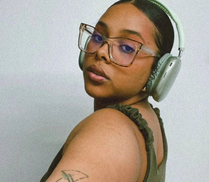 Brianasmile_ Offline XXX-Chat