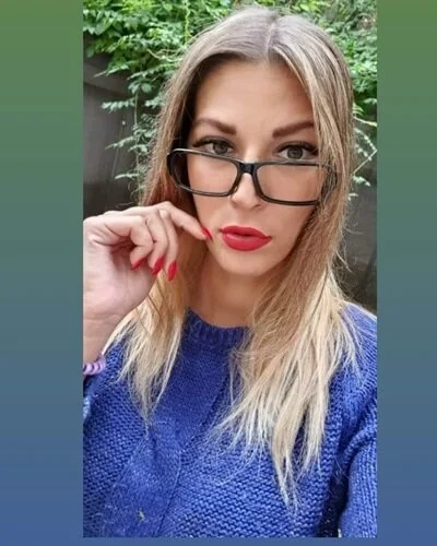 RileyMooree's Offline XXX Chat