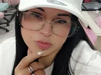 nahomi_nena's Offline XXX Chat