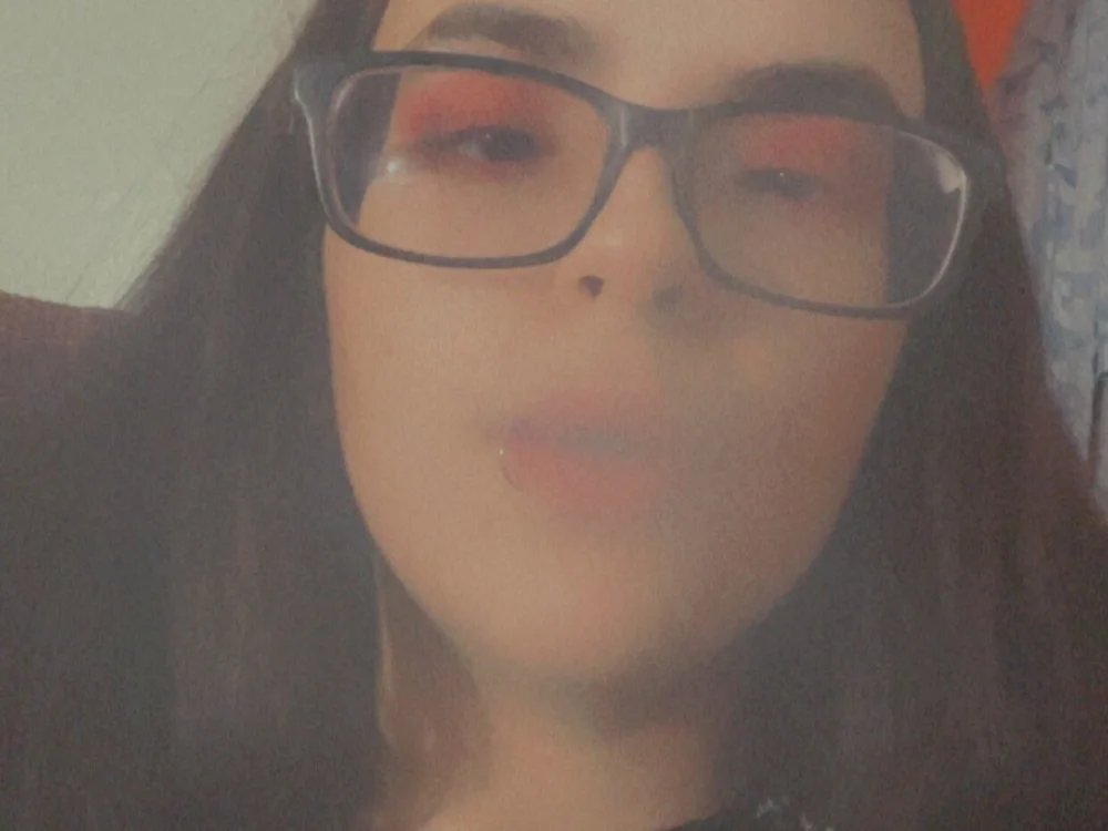 BoosieBabe23's Offline Chat Room