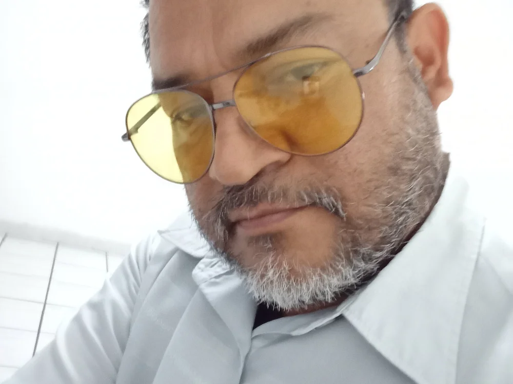 Pervertido69ymas' Offline Chat Room