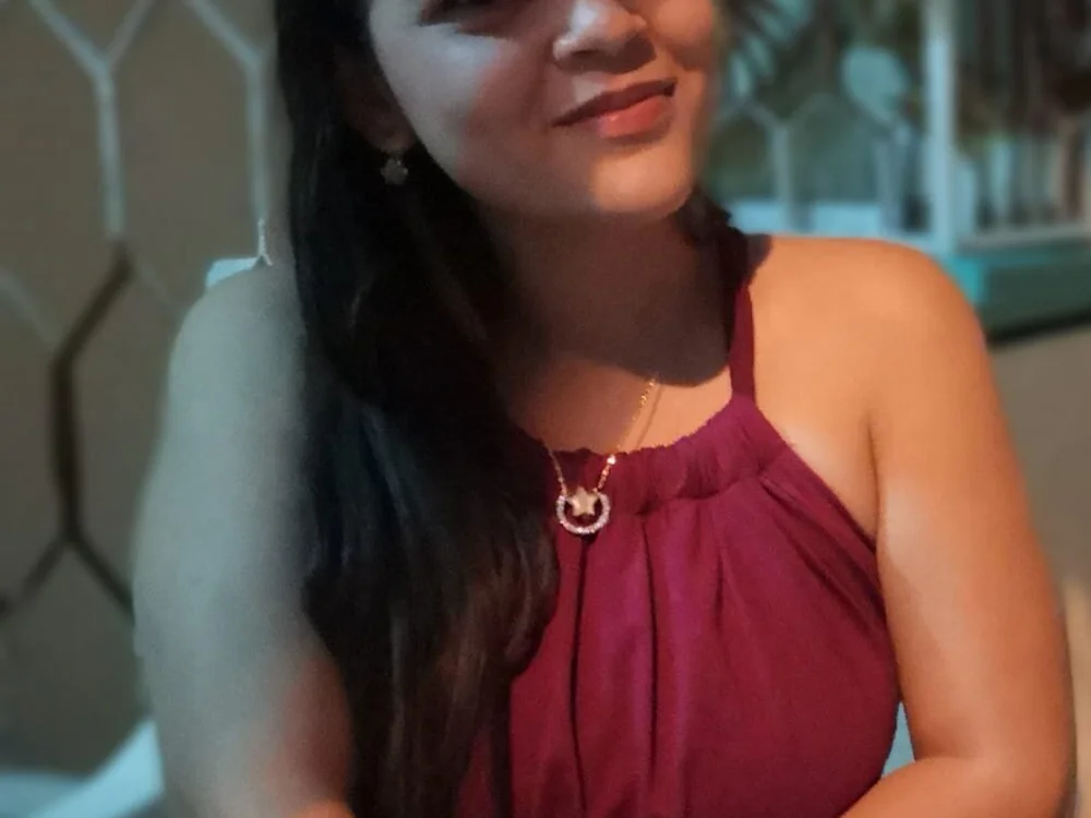 sabrina_latingirl's Offline Chat Room