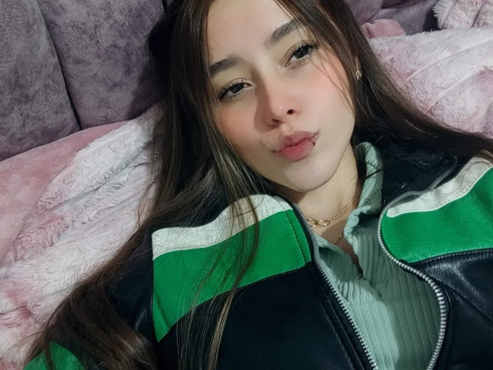 Alice_anders: συνομιλία ΧΧΧ εκτός σύνδεσης