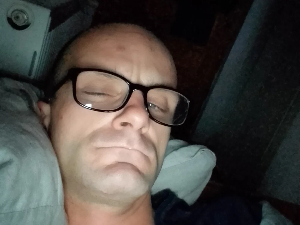DrainedShunning's Offline Chat Room