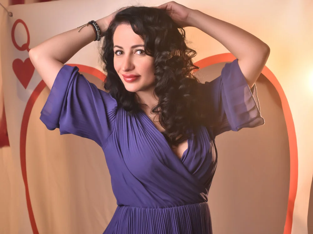 Офлайн-чат XXX CarlaReysX