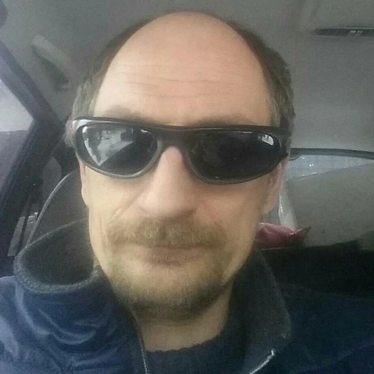 Frenchman1981's Offline XXX Chat