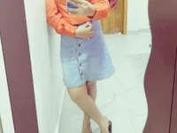 desi_hot1