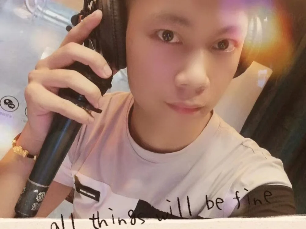 Qianluo003: офлайн-секс-чат