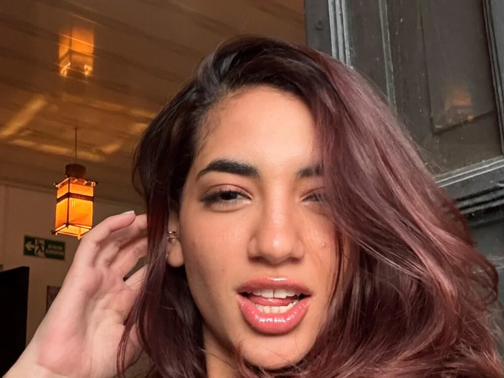 KittyMoon16 Offline XXX Chat