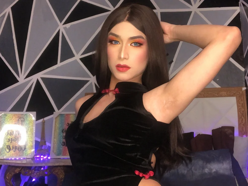 PaulineMate0's Offline XXX Chat
