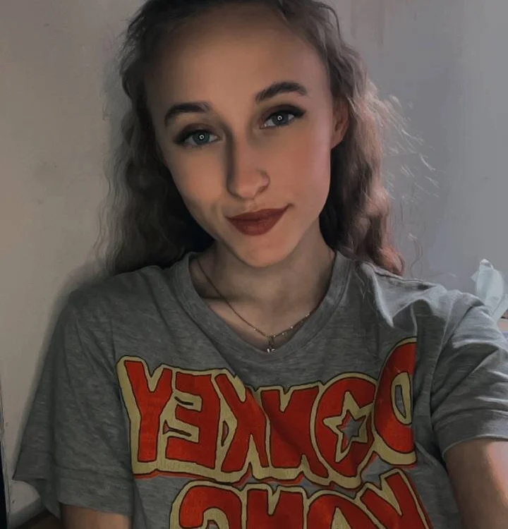 Katrin247's Offline Chat Room