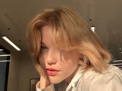 Maya_Rave webcam livesex profile in average cams