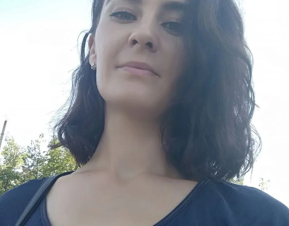 KatalinaQWn Offline XXX chat