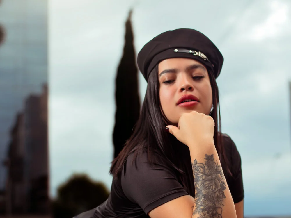 JuanitaMore01 离线XXX聊天