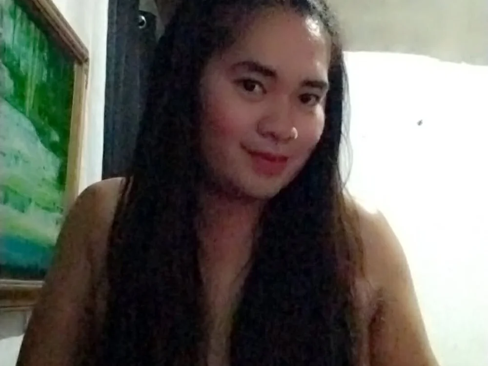 HugeCumRainSamantha's Offline XXX Chat