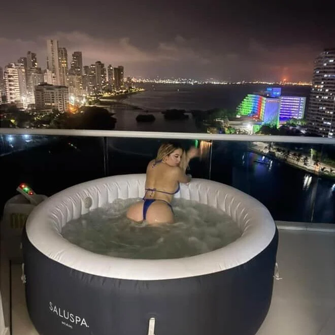 Lola_Maria21のオフラインXXXチャット