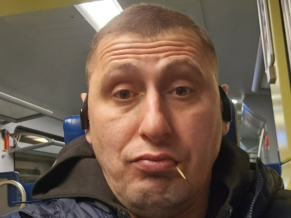 Monstr77777のオフラインXXXチャット