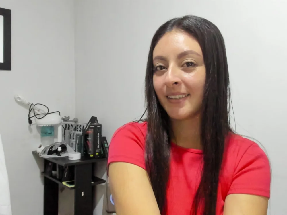 AshleyBazan2 离线XXX聊天