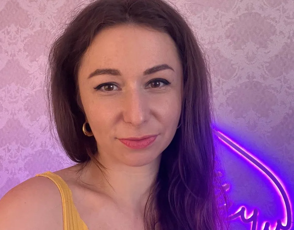 KimmmLi Offline XXX-Chat