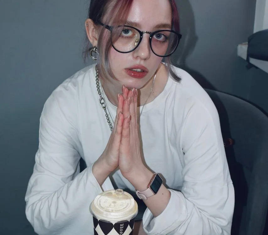 R0cket_bunny's Offline XXX Chat