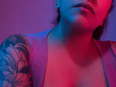 Canela_Noir Female Cosplay Webcam Striptease