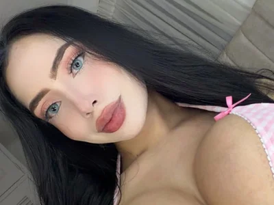 Salome_Bennet - Girl 