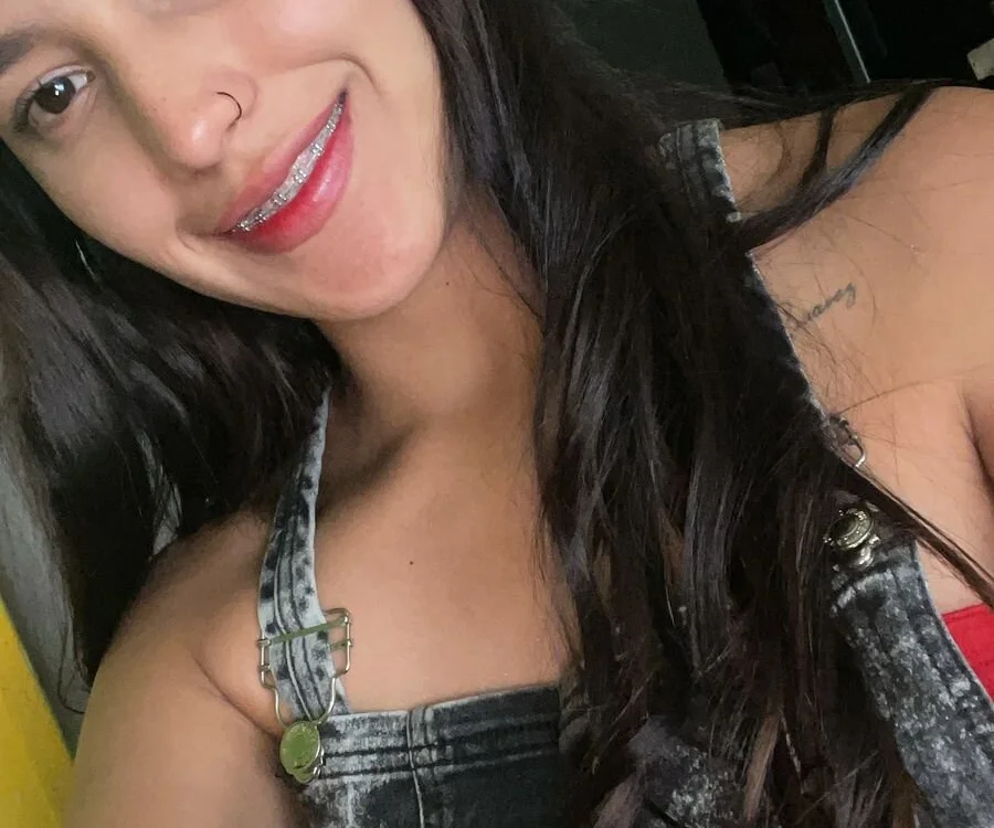 icandylatinax's Offline XXX Chat