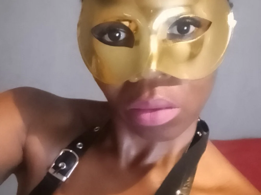 Black_diamond-06 Chat XXX offline