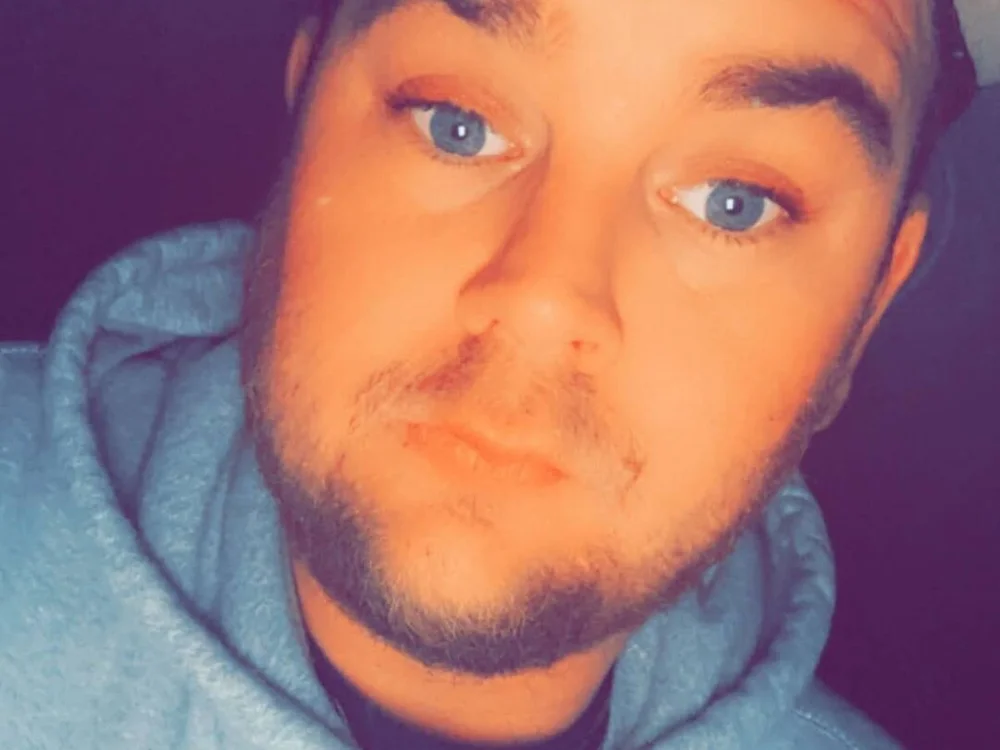 Sandlin993's Offline Chat Room