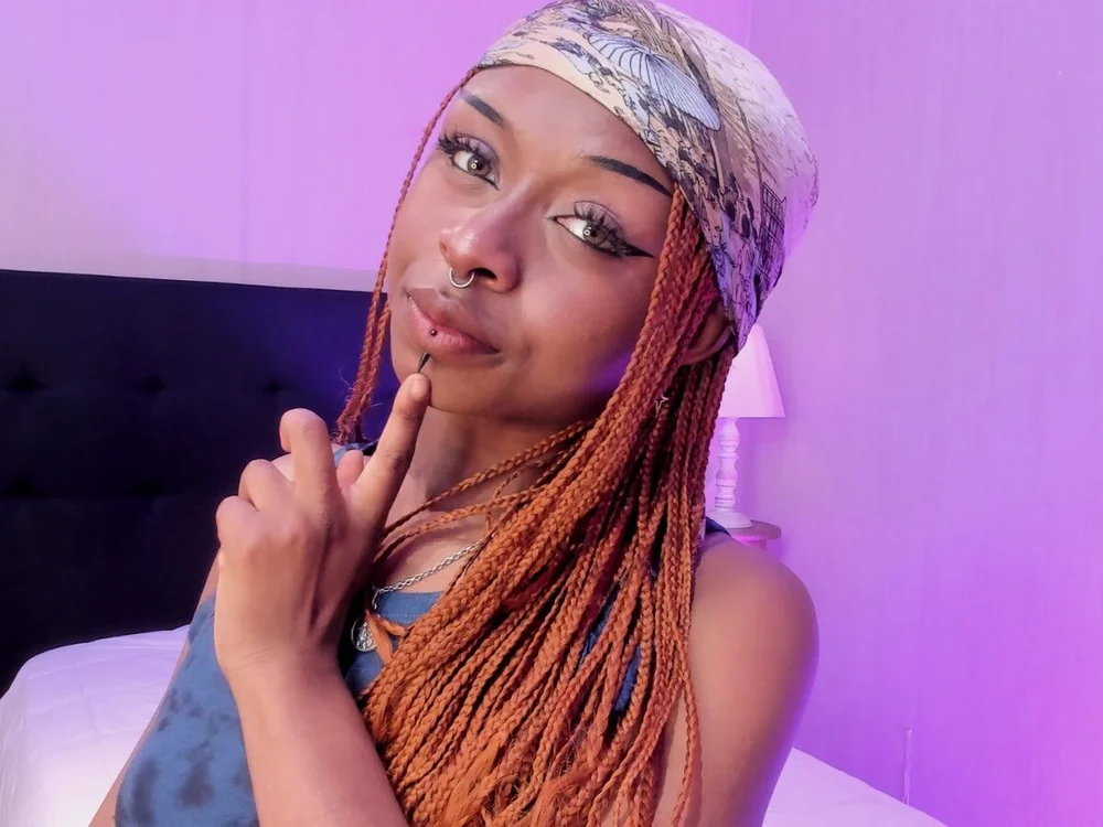 Offline XXX chat modela Midnigth_bluee