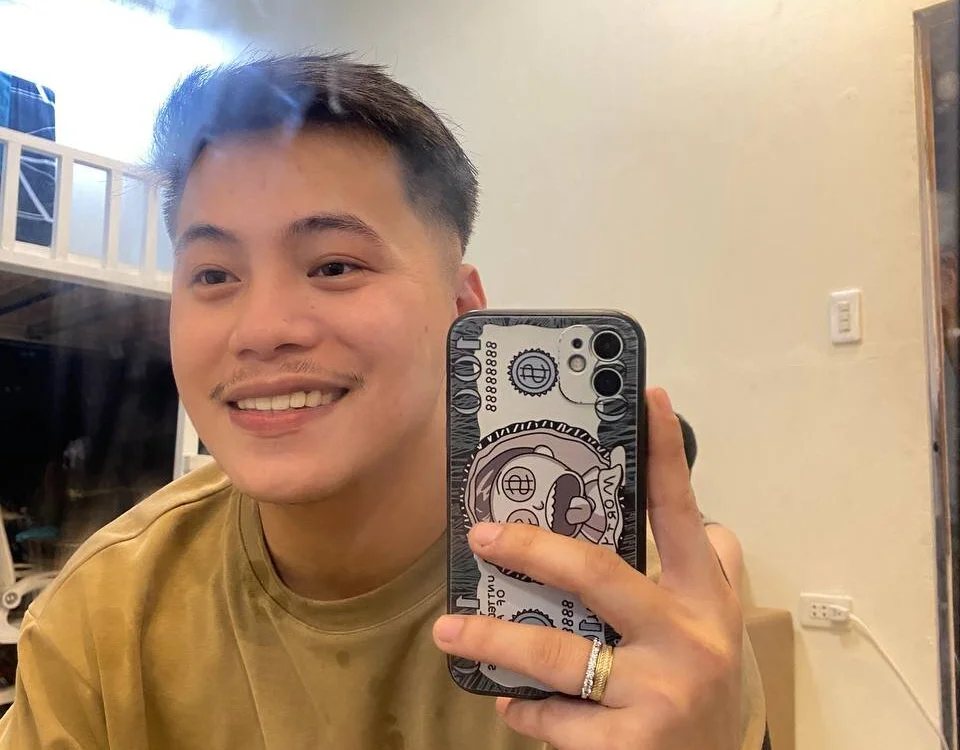 AsianCuteBoy cam model