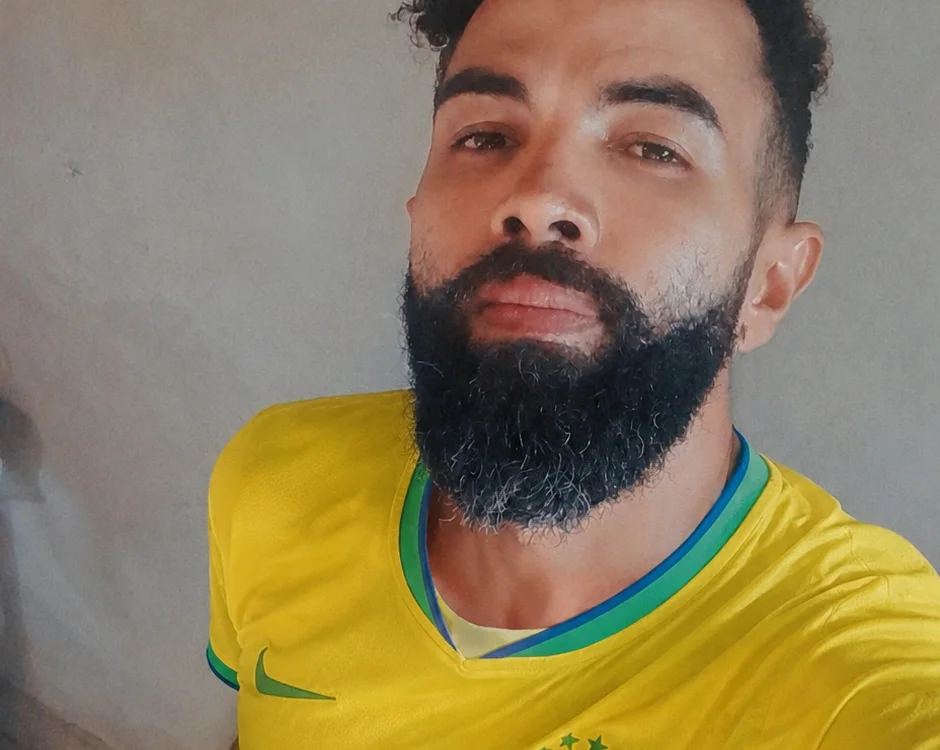 Queiroz94gg's Offline XXX Chat