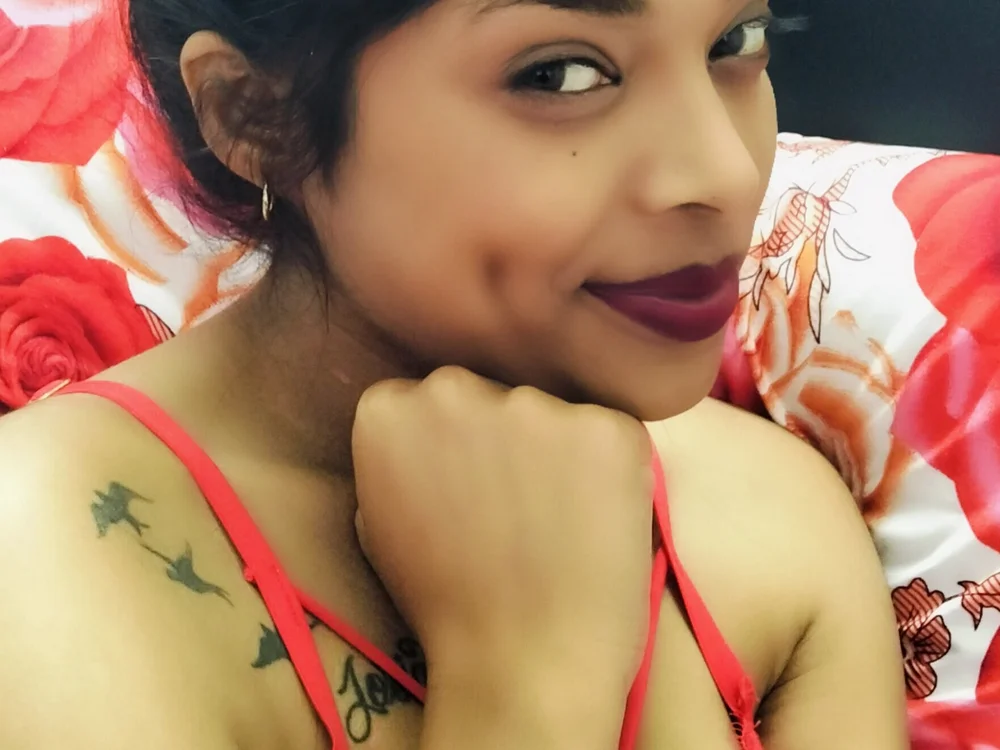 Indian_stardust's Offline Chat Room
